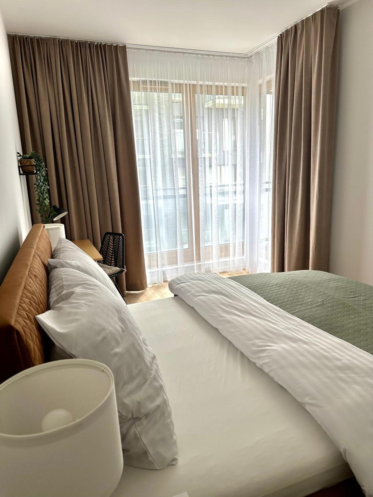 Sunrise Apartment Краків Екстер'єр фото